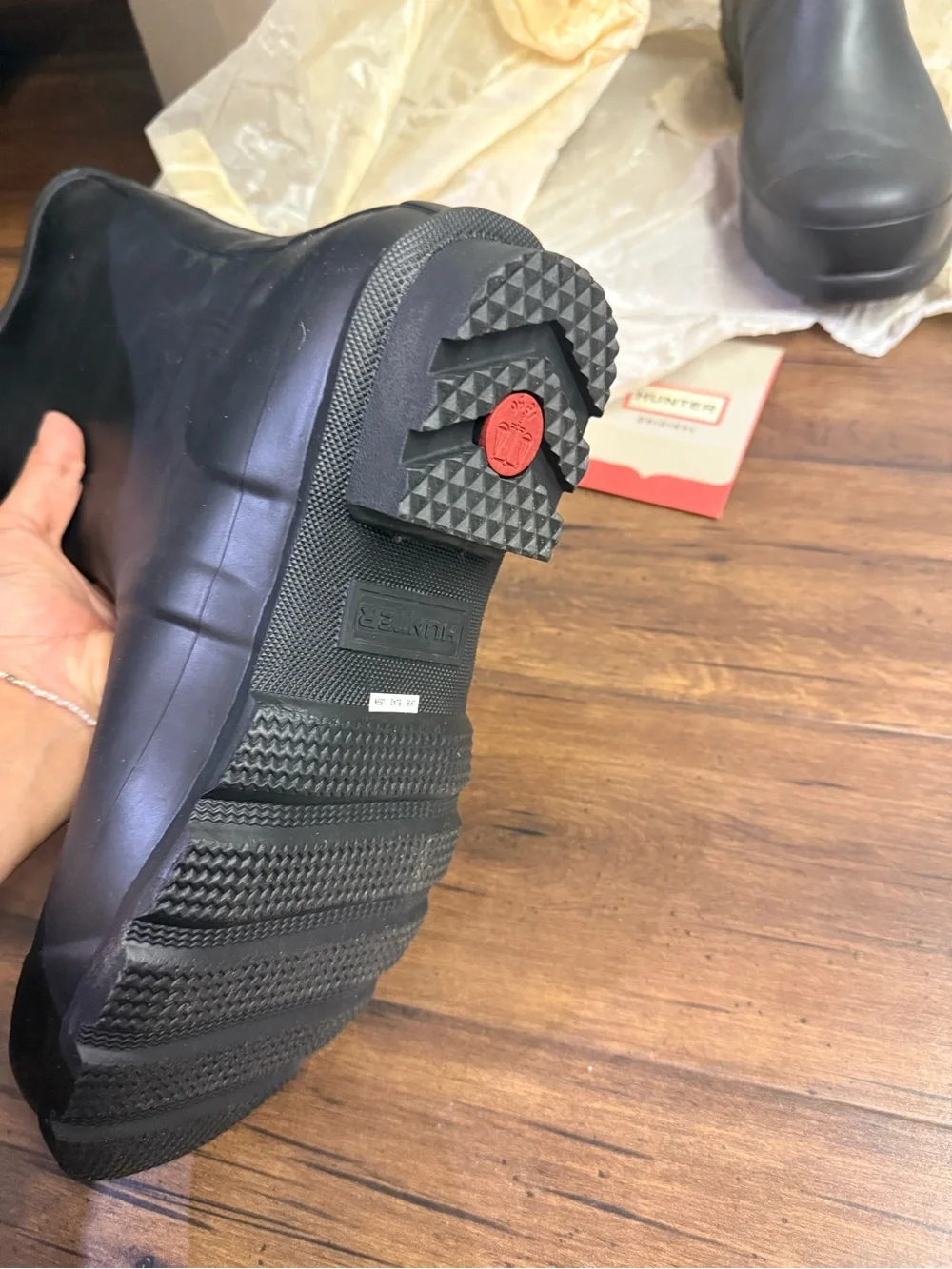 Hunter Men's Short Waterproof Rain Boots in Black